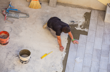 Colocación de solado cerámico en reformas integrales en Madrid